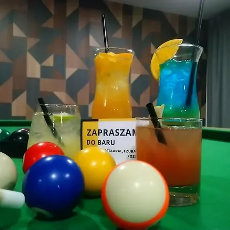 Stacja 605 アパートホテル 4*